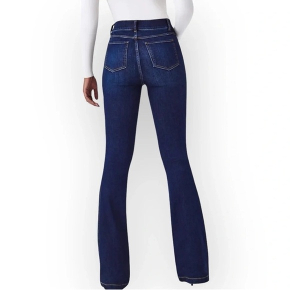 Spanx Flare  Bootcut Jeans in Midnight Shade Dark Wash 
 Size Medium NWOT - Picture 7 of 17